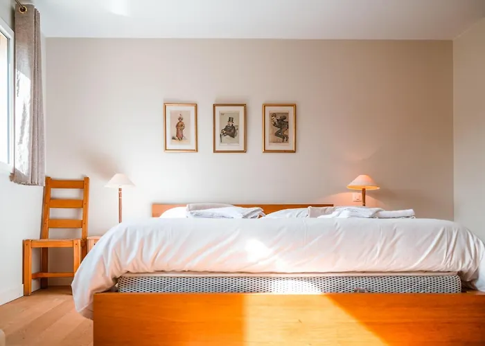 Domaine De La Durantie - Avec De Nage * Castelnau-de-Montmiral